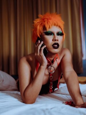 Fetish Fotos: 69 images